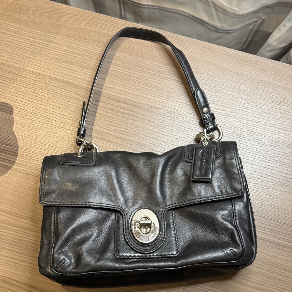 Coach Black Leather Shoulder Bag